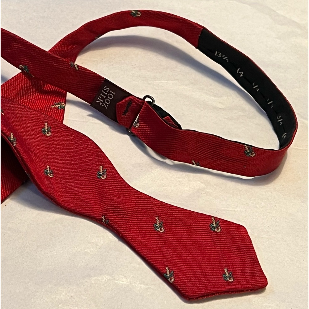Candy Cane bow tie SILK BOWTIE Christmas candycane holiday neckwear unisex